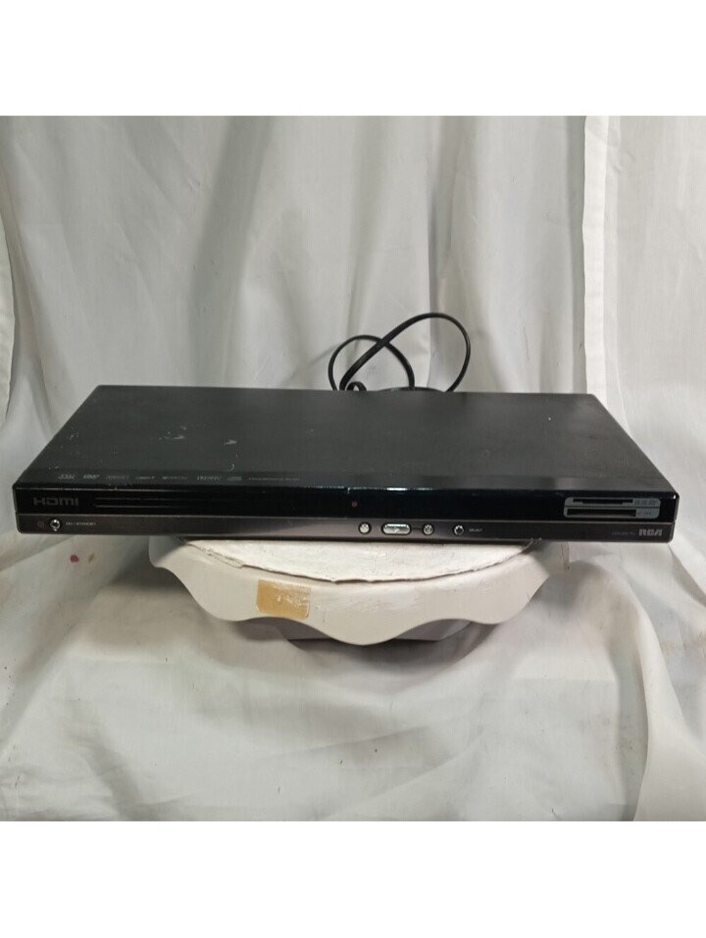 RCA DRC257N DVD Player HDMI 1080p USB SD Card Multi-Format